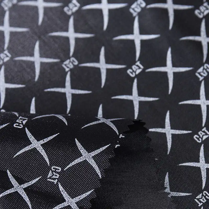 Comment nettoyer et entretenir correctement les sacs en tissu moussant en nylon?