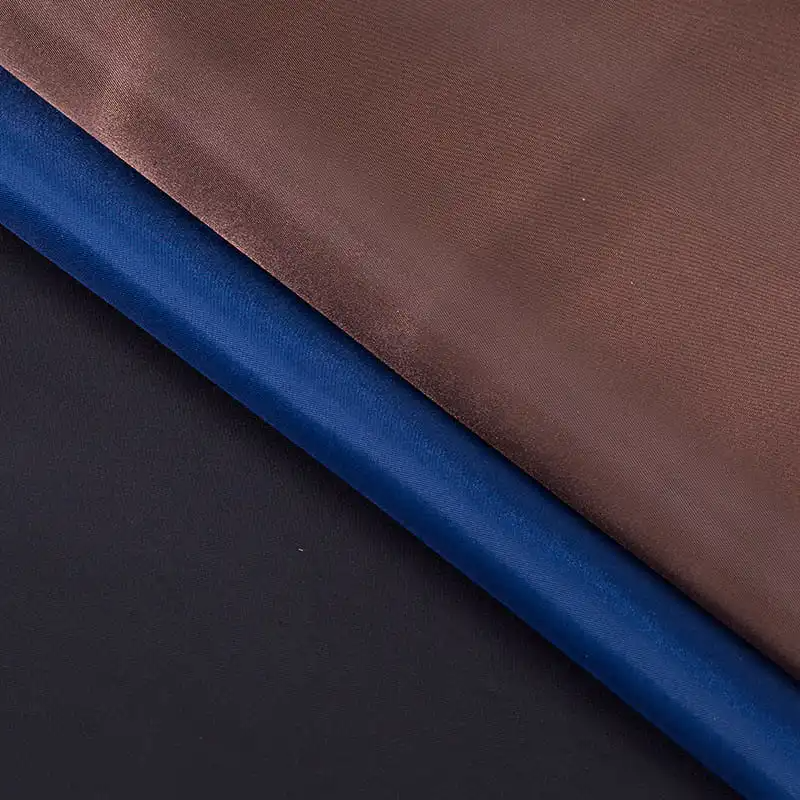 Quelle est la tendance de développement des tissus composites en polyester sous les exigences de protection de l'environnement?